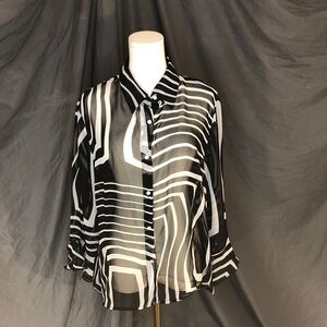 NICOLA Monochrome Geometric Blouse